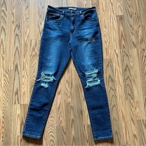 Levi’s High Rise Skinny Jeans